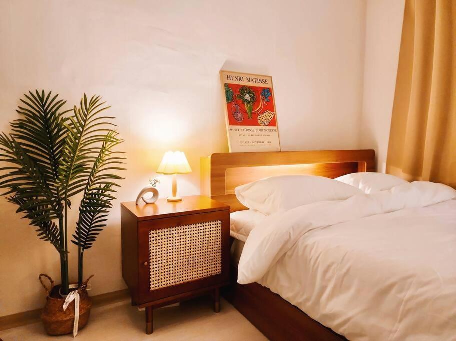 Apartment Haebangchon Itaewon 3 Bedroom Seoul