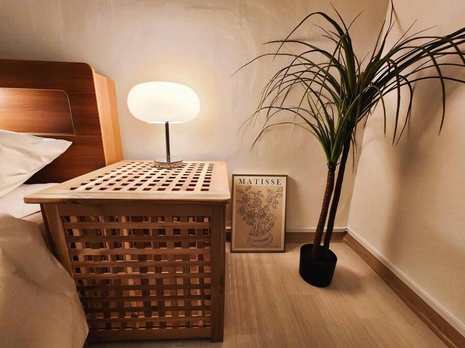 Apartment Haebangchon Itaewon 3 Bedroom *