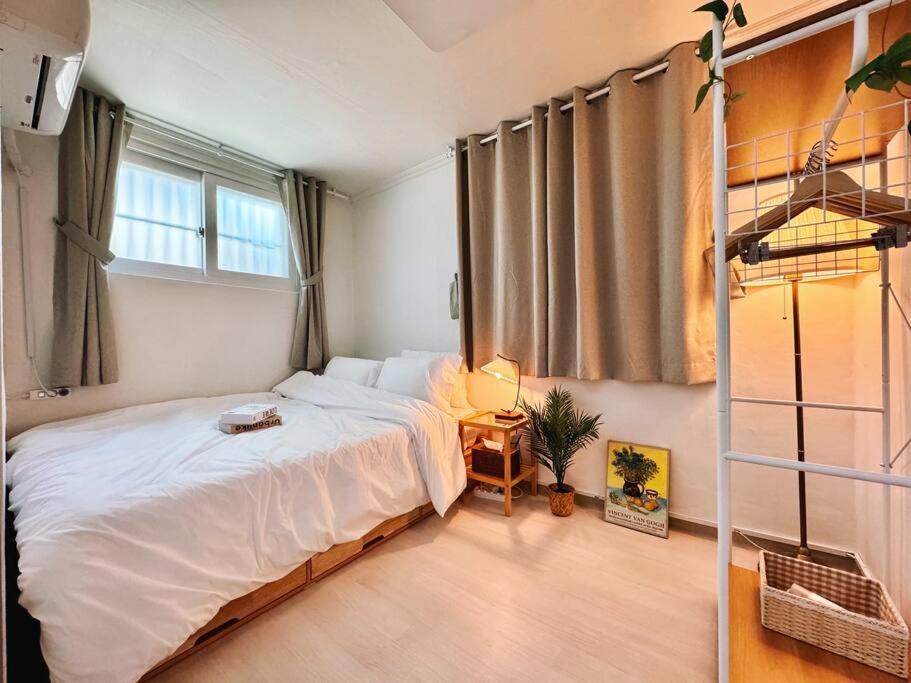 Apartment Haebangchon Itaewon 3 Bedroom