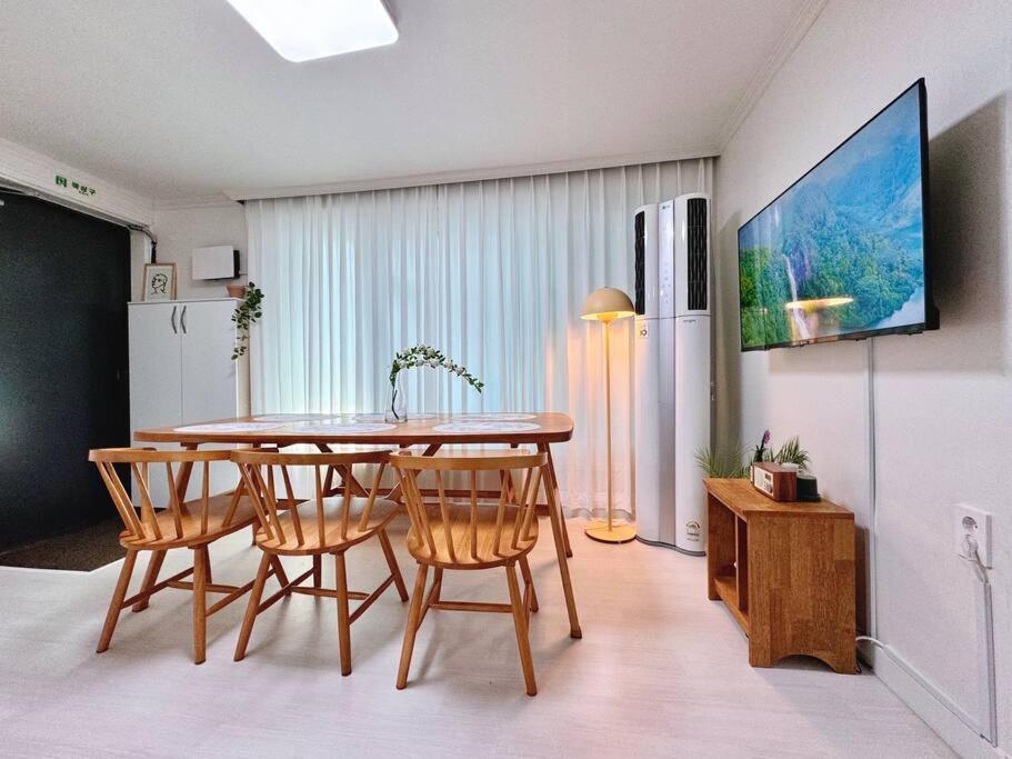 Apartment Haebangchon Itaewon 3 Bedroom Seoul